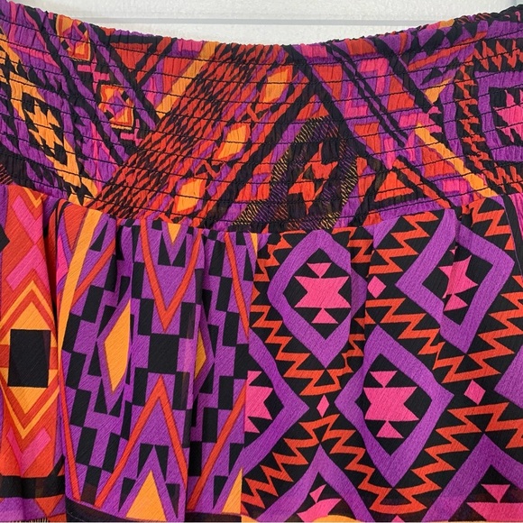 Fashion Bug Skirt 2X  Purple Geometric Tiered Pull On  Knee Length Full Flowy - Picture 2 of 9